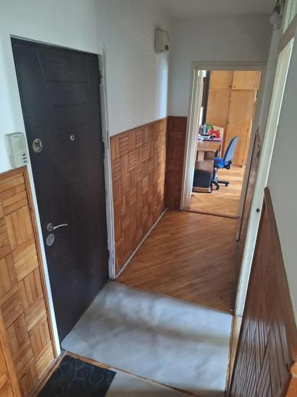 Apartament cu 2 camere decomandat în Tudor