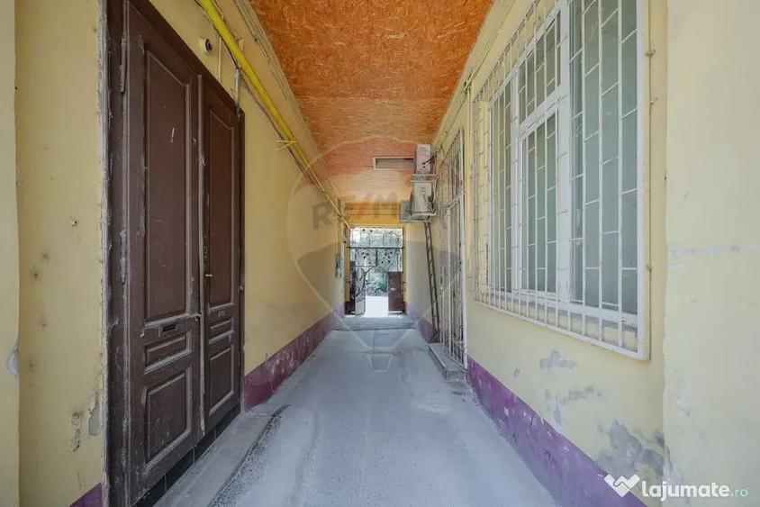 Apartament cu 3 camere decomandat în Ultracentral
