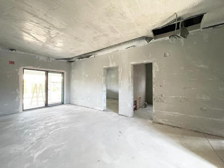 Duplex cu 3 camere cu Canalizare în Moșnița Nouă
