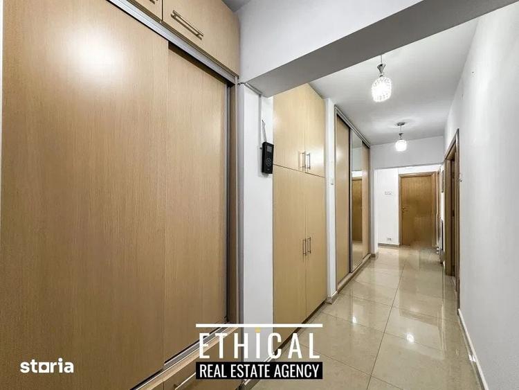 Apartament cu 3 camere decomandat în Decebal