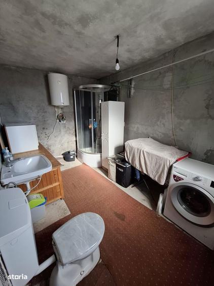 Casă cu 3 camere cu Teren 220 Mp în Rogerius