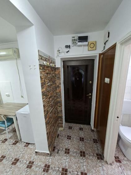 Apartament cu 2 camere decomandat în Dacia