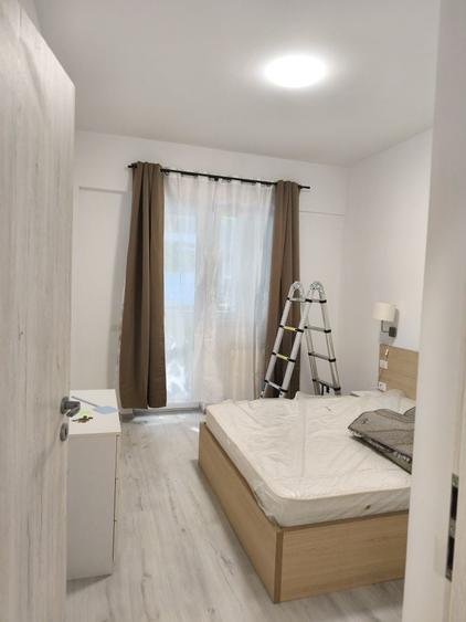 Apartament cu 2 camere decomandat în Runcu