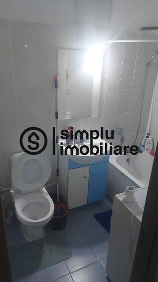 Garsonieră semidecomandată, mobilată în 1 Mai