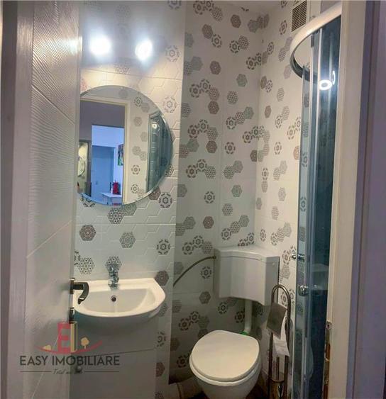 Apartament cu 3 camere decomandat în Tudor