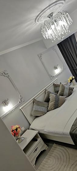 Apartament cu 3 camere decomandat în Piața Centrală
