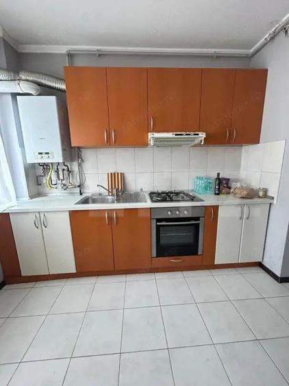 Apartament cu 2 camere semidecomandat în Bună Ziua