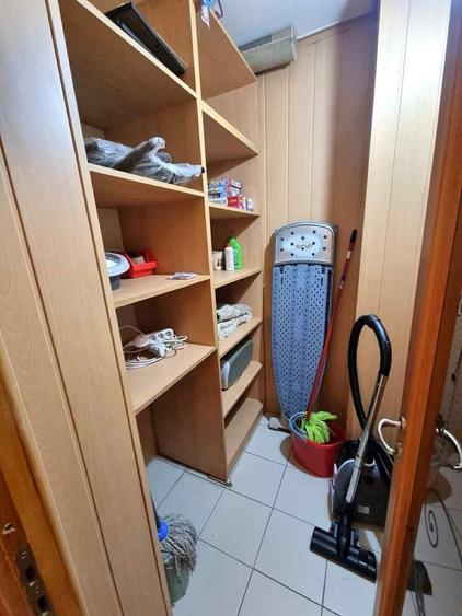 Apartament cu 3 camere semidecomandat în Alexandru cel Bun