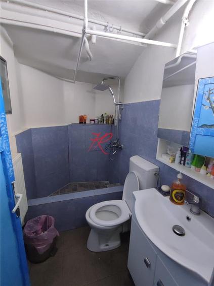 Apartament cu 5 camere decomandat în Grădina Icoanei