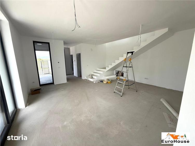 Casă cu 4 camere cu Teren 386 Mp în Central