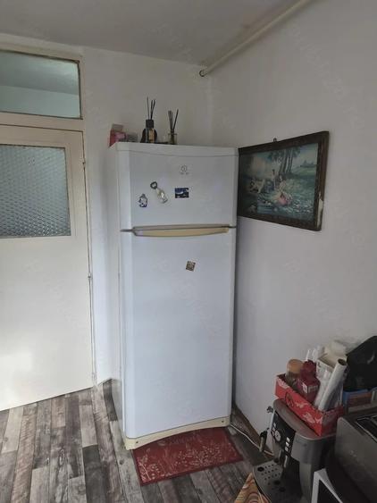 Apartament cu 2 camere decomandat în Steaua