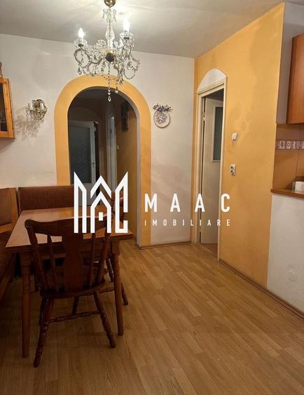 Apartament cu 3 camere decomandat, mobilat în Vasile Aaron
