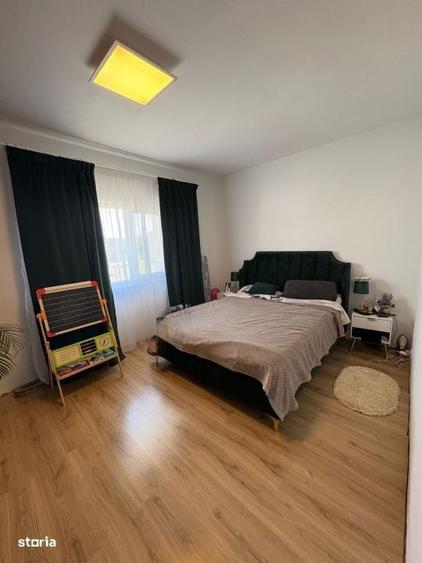 Casă cu 4 camere cu Teren 520 Mp în Mocira