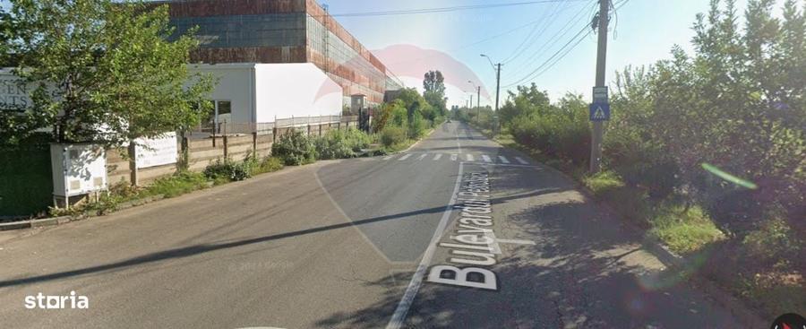 Spațiu comercial, în Românești