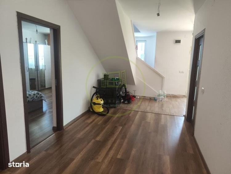 Casă cu 4 camere în Făcăi