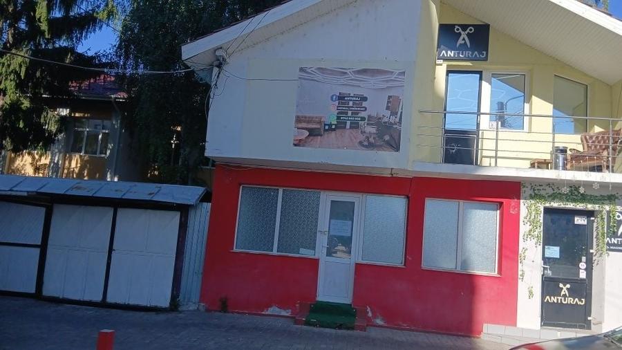 Spațiu comercial, de 40 mp, în Central