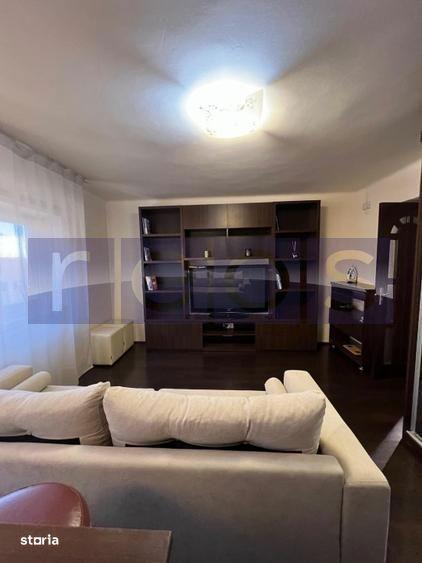 Apartament cu 2 camere decomandat, mobilat în Parcul Carol
