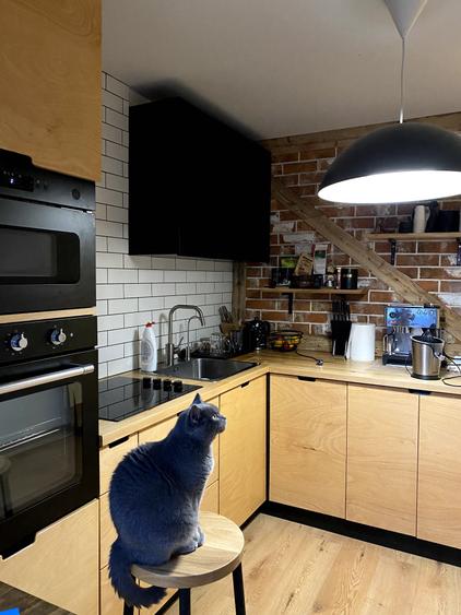 Apartament cu 2 camere decomandat în Micro 17