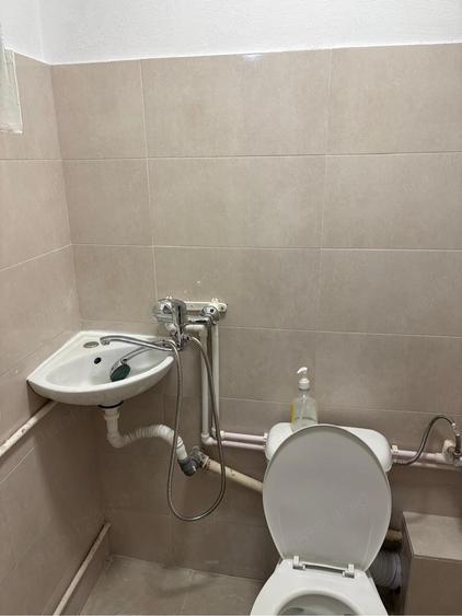 Garsonieră decomandată în Războieni