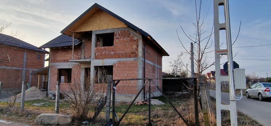 Casă cu 4 camere în Strejnicu
