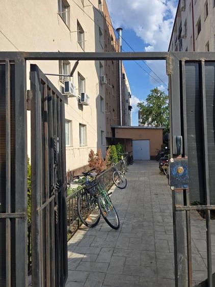 Proprietar vand garsoniera Sector 4, Bucuresti 32.500 euro negociabil - 6