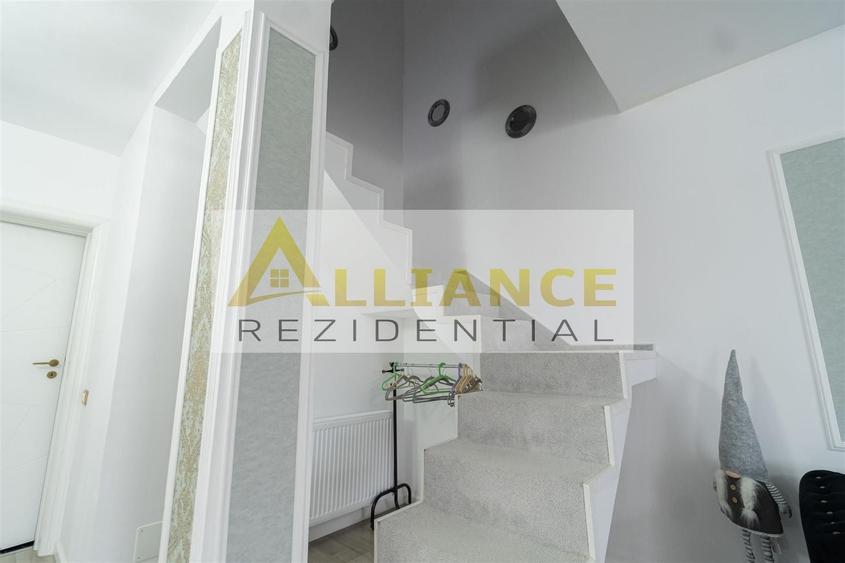 Casă individuală cu 4 camere decomandat cu Canalizare în Frumușani