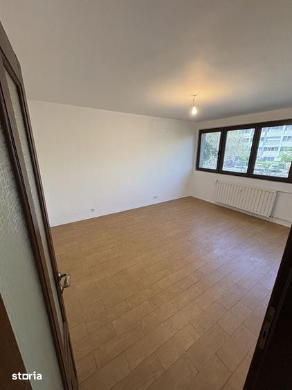Apartament cu 2 camere decomandat în Timpuri Noi