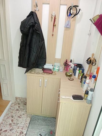Casă cu 4 camere cu Teren 300 Mp în Tei