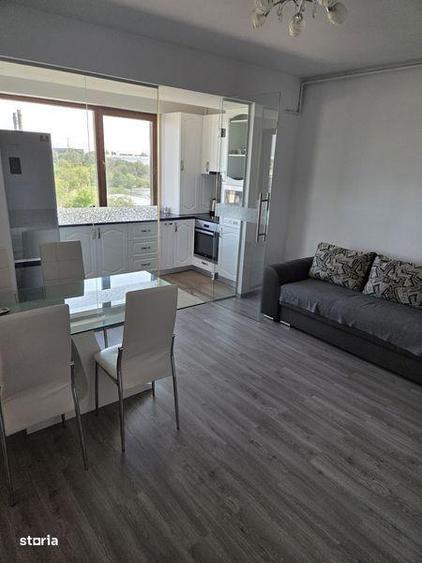 Apartament cu 3 camere în Berceni