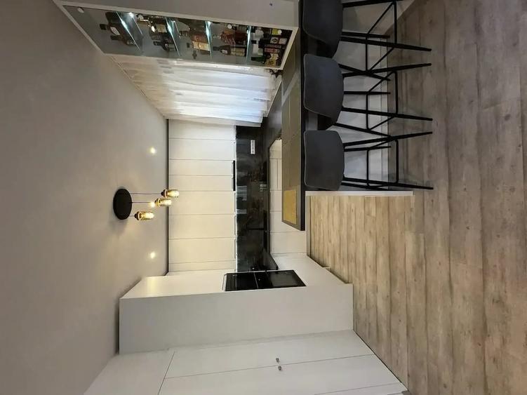 Casă cu Teren 1522 Mp în Vulcan