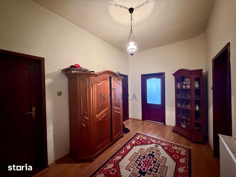 Casă cu 3 camere cu Teren 328 Mp în Central