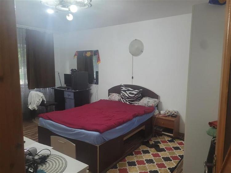 Apartament cu 2 camere decomandat în 9 Mai