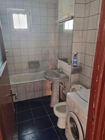 Apartament cu 2 camere decomandat, mobilat în Terezian