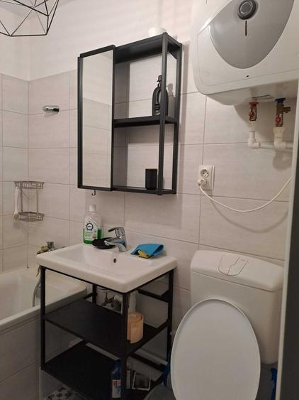 Garsonieră decomandată în Iancului