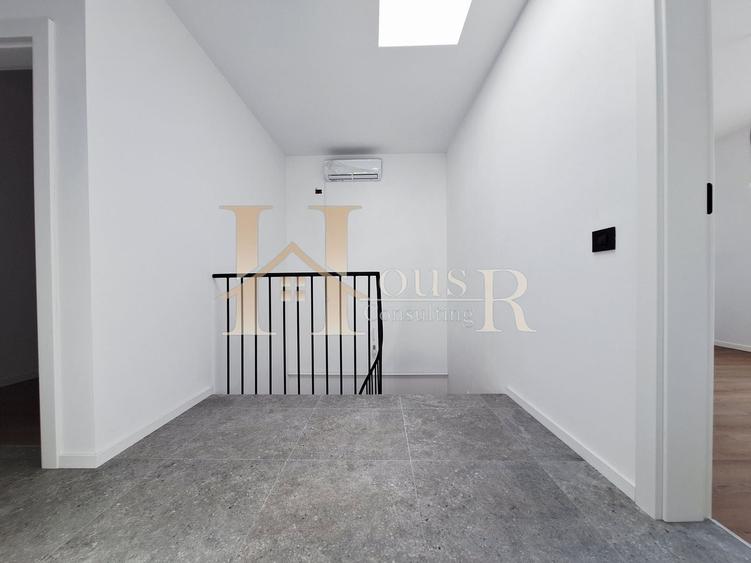 Apartament cu 4 camere decomandat în Girocului