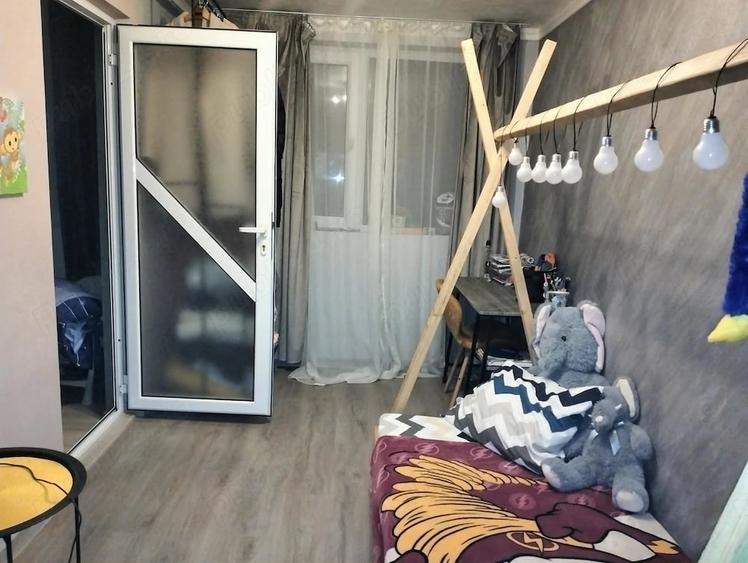 Apartament cu 3 camere decomandat în Nămoloasa