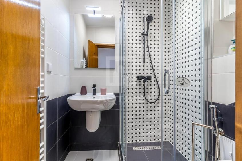 Apartament cu 4 camere decomandat în Gheorgheni