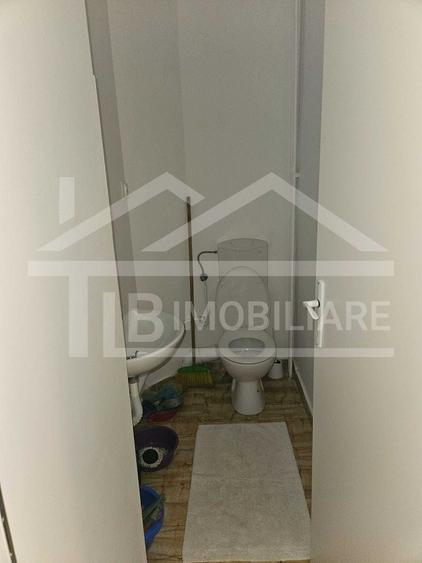 Apartament cu 3 camere decomandat în Cornișa