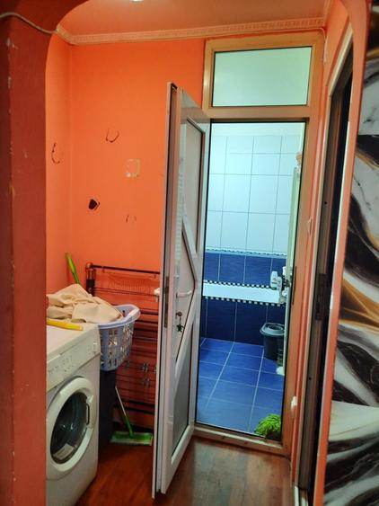 Apartament cu 2 camere semidecomandat în Ferentari