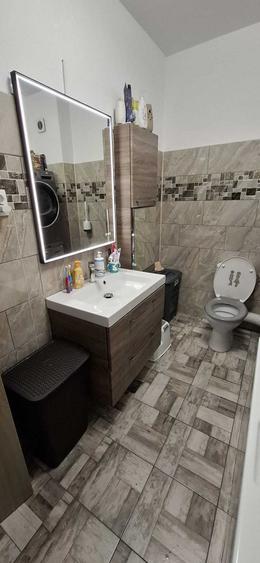 Apartament cu 2 camere decomandat în Florești