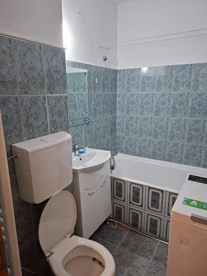 Apartament cu 2 camere nedecomandat în Podu Roș