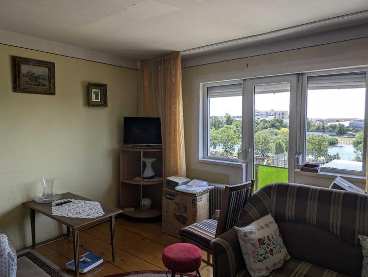 Apartament cu 2 camere semidecomandat în Iosia-Nord