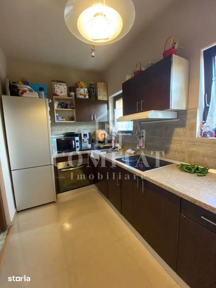 Casă cu 5 camere cu Teren 1000 Mp în Ciurila