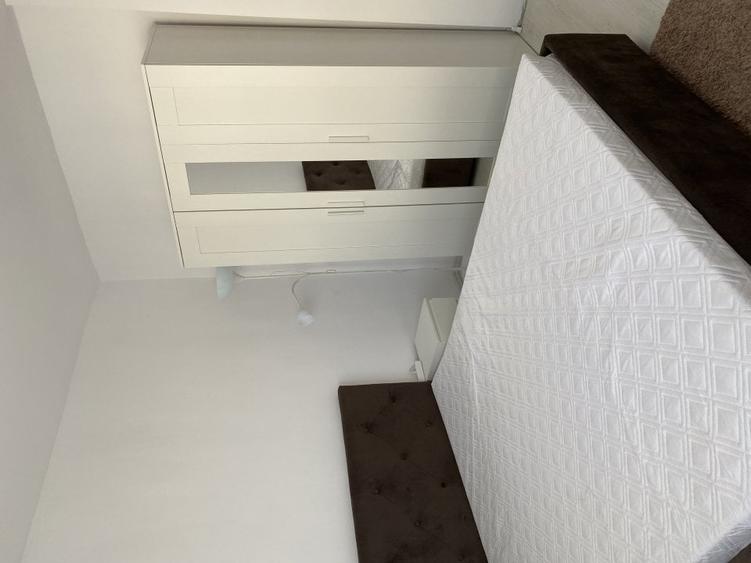 Apartament cu 2 camere decomandat în 13 Septembrie