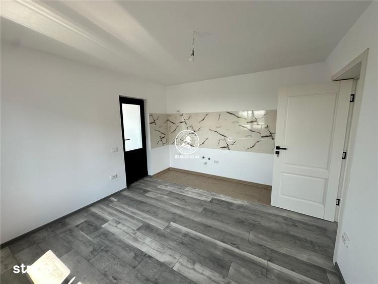 Casă cu 3 camere cu Teren 620 Mp în Grajduri