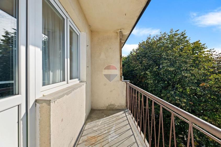 Apartament cu 2 camere decomandat, mobilat în Podgoria