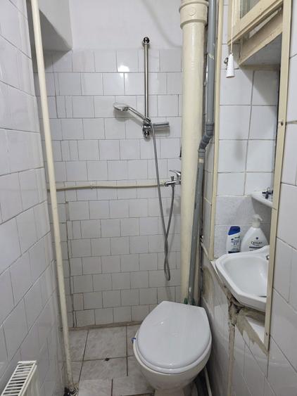 Garsonieră decomandată în Unirii