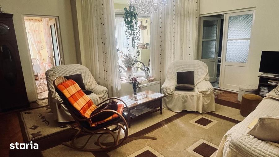 Apartament cu 3 camere în Central