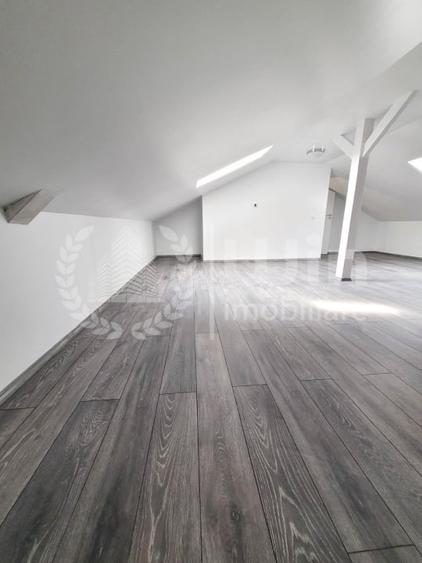 Casă individuală cu 5 camere cu Piscina în Gruia