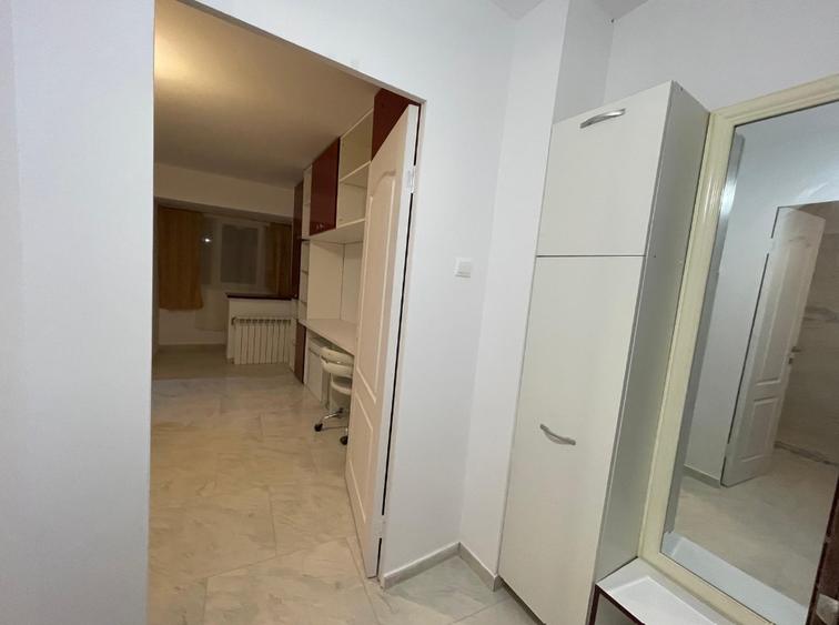 Garsonieră semidecomandată în Rahova